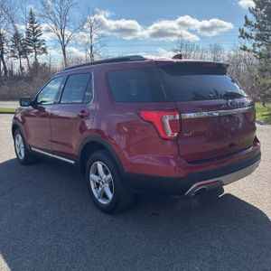 FORD EXPLORER XLT - 5