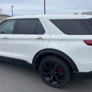 FORD EXPLORER ST - 6
