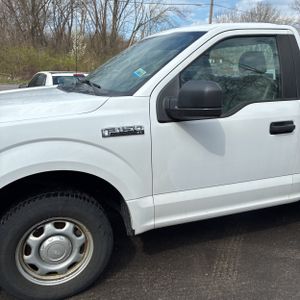 FORD F-150 XL - 2