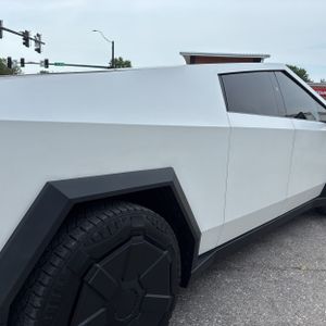 صورة 9 لـ 2024 Tesla CYBERTRUCK BASE