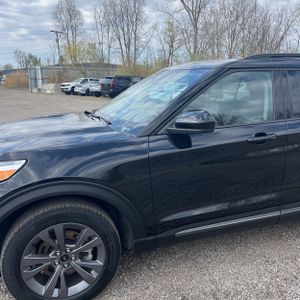 FORD EXPLORER XLT - 2