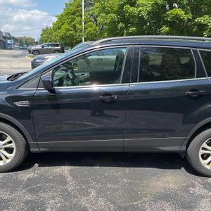 FORD ESCAPE SEL - 4