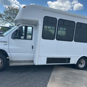 FORD COMMERCIAL VANS E350 - 4