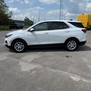 CHEVROLET EQUINOX LT - 3