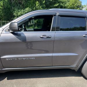 2017 JEEP GRAND CHEROKEE LAREDO — фото 4