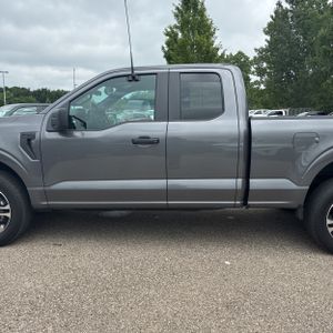 2023 FORD F-150 XL photo 4