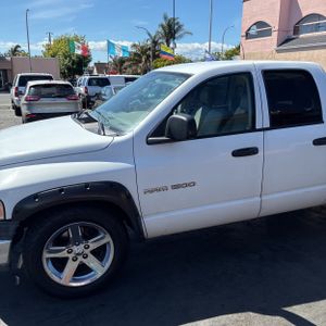 DODGE RAM 1500 ST - 2