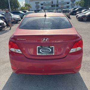 2013 Hyundai ACCENT GLS — фото 7