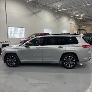 JEEP GRAND CHEROKEE L OVERLAND - 3