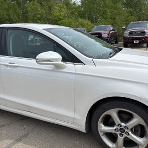 FORD FUSION SE - 9