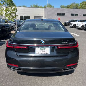 صورة 7 لـ 2022 BMW 740 I