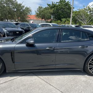 صورة 4 لـ 2020 Porsche PANAMERA 4