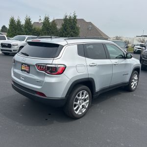 2024 JEEP COMPASS LATITUDE LUX 照片 8