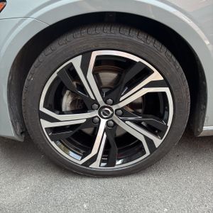 صورة مصغرة 17 لـ 2024 Volvo S60 B5 CORE DARK THEME