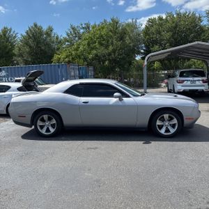 DODGE CHALLENGER SXT - 10