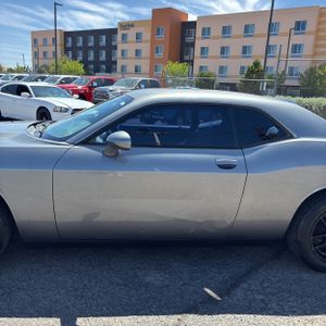 DODGE CHALLENGER - 4