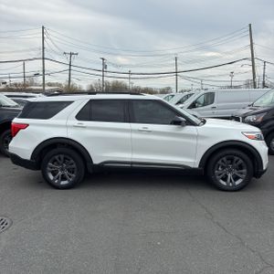 FORD EXPLORER XLT - 10