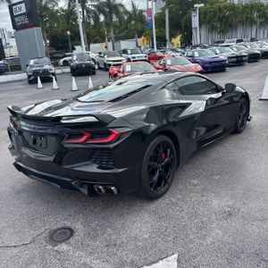 CHEVROLET CORVETTE STINGRAY - 8