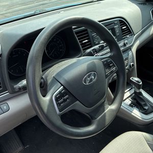2017 Hyundai ELANTRA SE thumbnail 59
