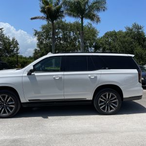 2023 Cadillac ESCALADE SPORT PLATINUM — фото 3