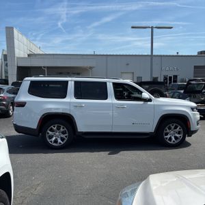 JEEP WAGONEER SERIES II - 10