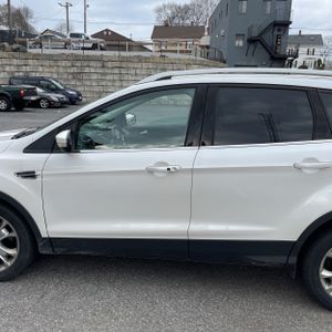 FORD ESCAPE TITANIUM - 4