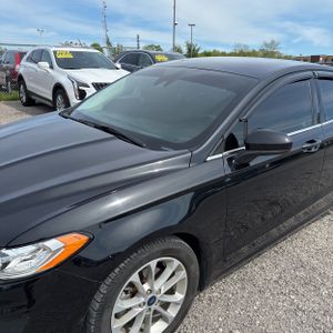 FORD FUSION SE - 2