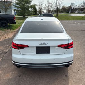 AUDI A4 2.0T PREMIUM - 7