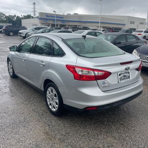 FORD FOCUS SE - 5