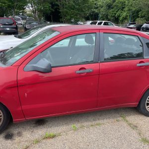 FORD FOCUS SE - 4