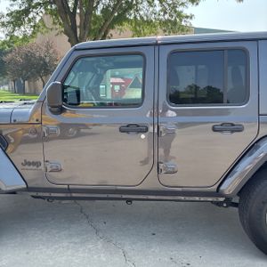 2025 JEEP WRANGLER SAHARA 照片 4