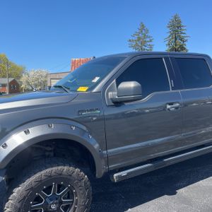 FORD F-150 XLT - 2