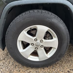 2012 JEEP GRAND CHEROKEE LAREDO — миниатюра 17