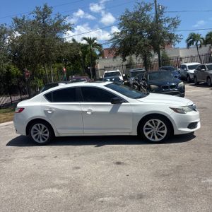 2016 Acura ILX W/TECH — фото 10