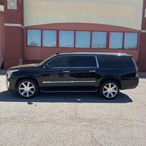 CADILLAC ESCALADE ESV LUXURY - 3