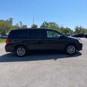 DODGE GRAND CARAVAN SXT - 10
