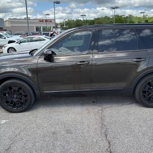 KIA TELLURIDE - 4