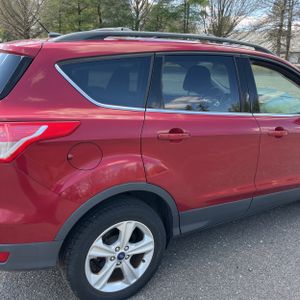 FORD ESCAPE SE - 9