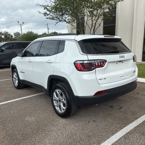 JEEP COMPASS LATITUDE 4X4 - 4