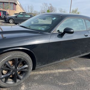 DODGE CHALLENGER SXT - 2