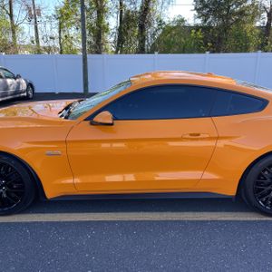 FORD MUSTANG GT PREMIUM - 4