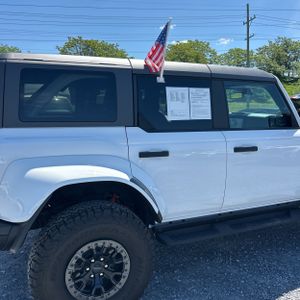 FORD BRONCO RAPTOR - 9
