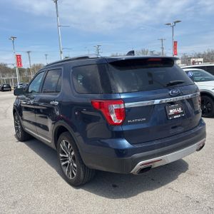 FORD EXPLORER PLATINUM - 4