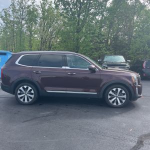 KIA TELLURIDE S - 10