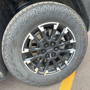 2025 Chevrolet TRAVERSE Z71 照片 20
