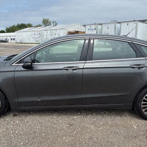 FORD FUSION TITANIUM - 4