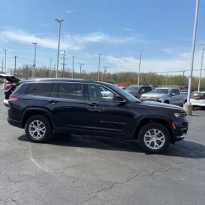 JEEP GRAND CHEROKEE L LIMITED - 10