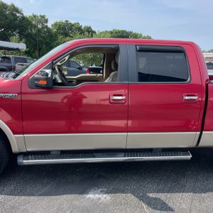 2010 FORD F-150 LARIAT photo 4