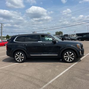 صورة 10 لـ 2022 KIA TELLURIDE S