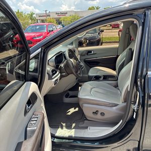 صورة مصغرة 31 لـ 2020 Chrysler VOYAGER LXI